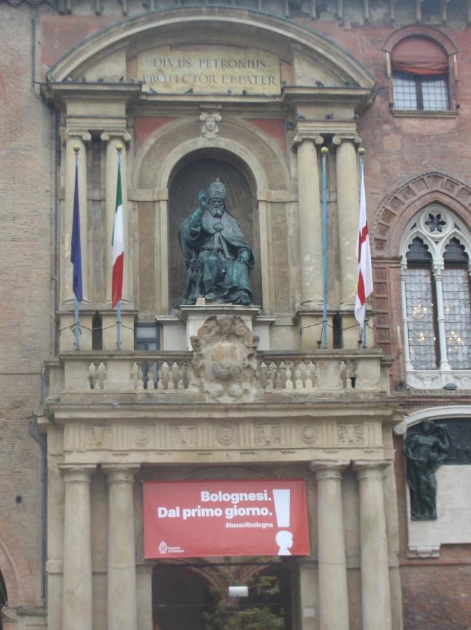 Appartamento Blu Centro Storico ボローニャ エクステリア 写真